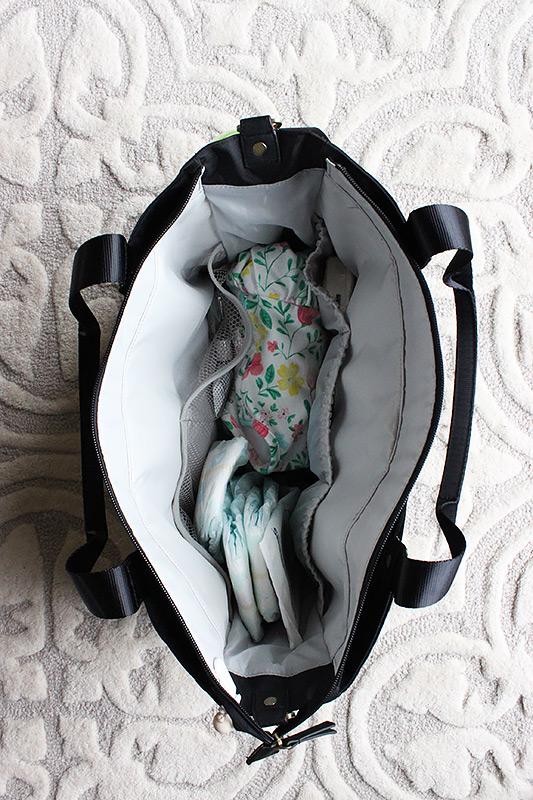 Tips for Packing a Simplified Diaper Bag - Mommy Gone Healthy | A ...