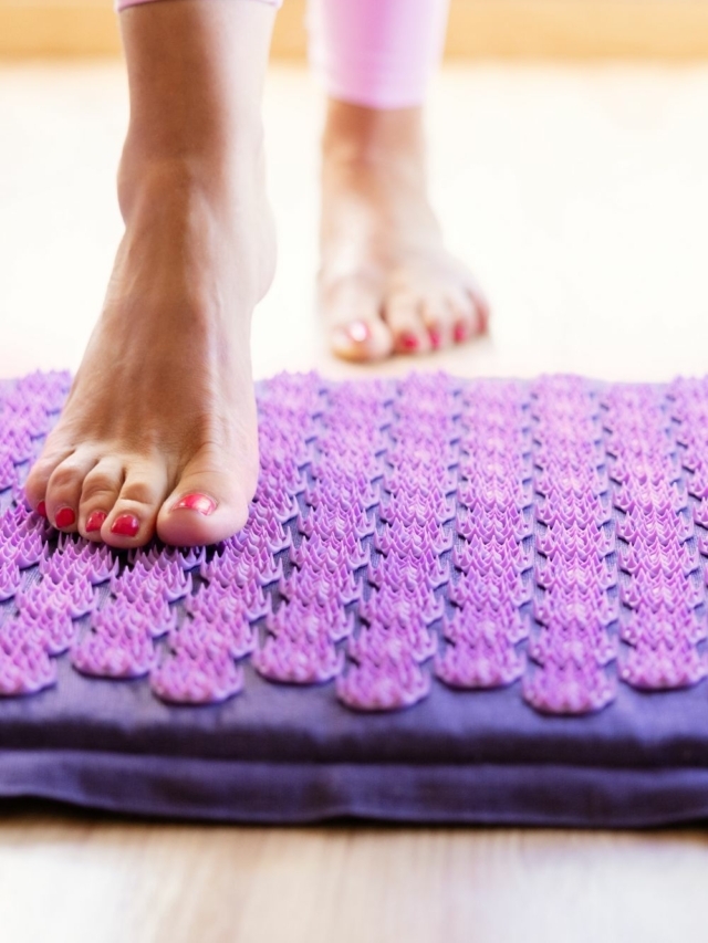 Acupressure Mat Benefits + How To Use Them